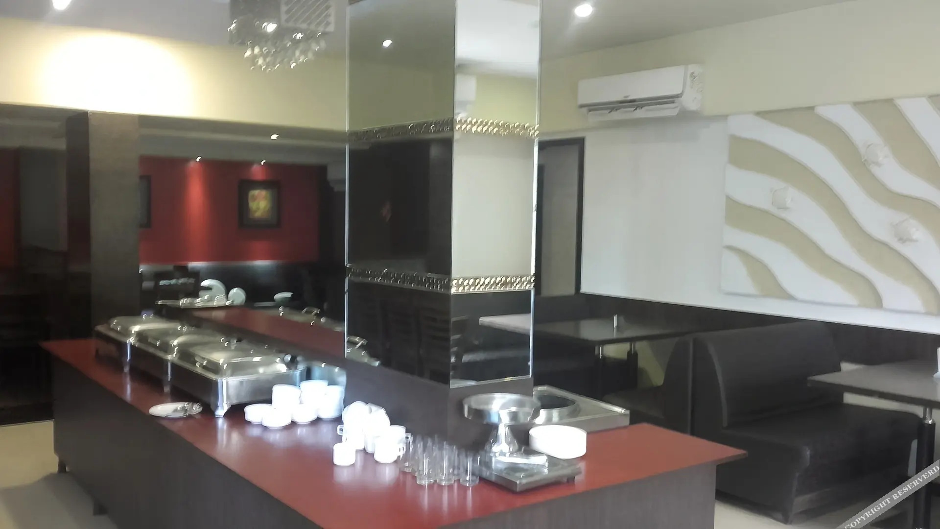 Lumbinis Grand Hotel