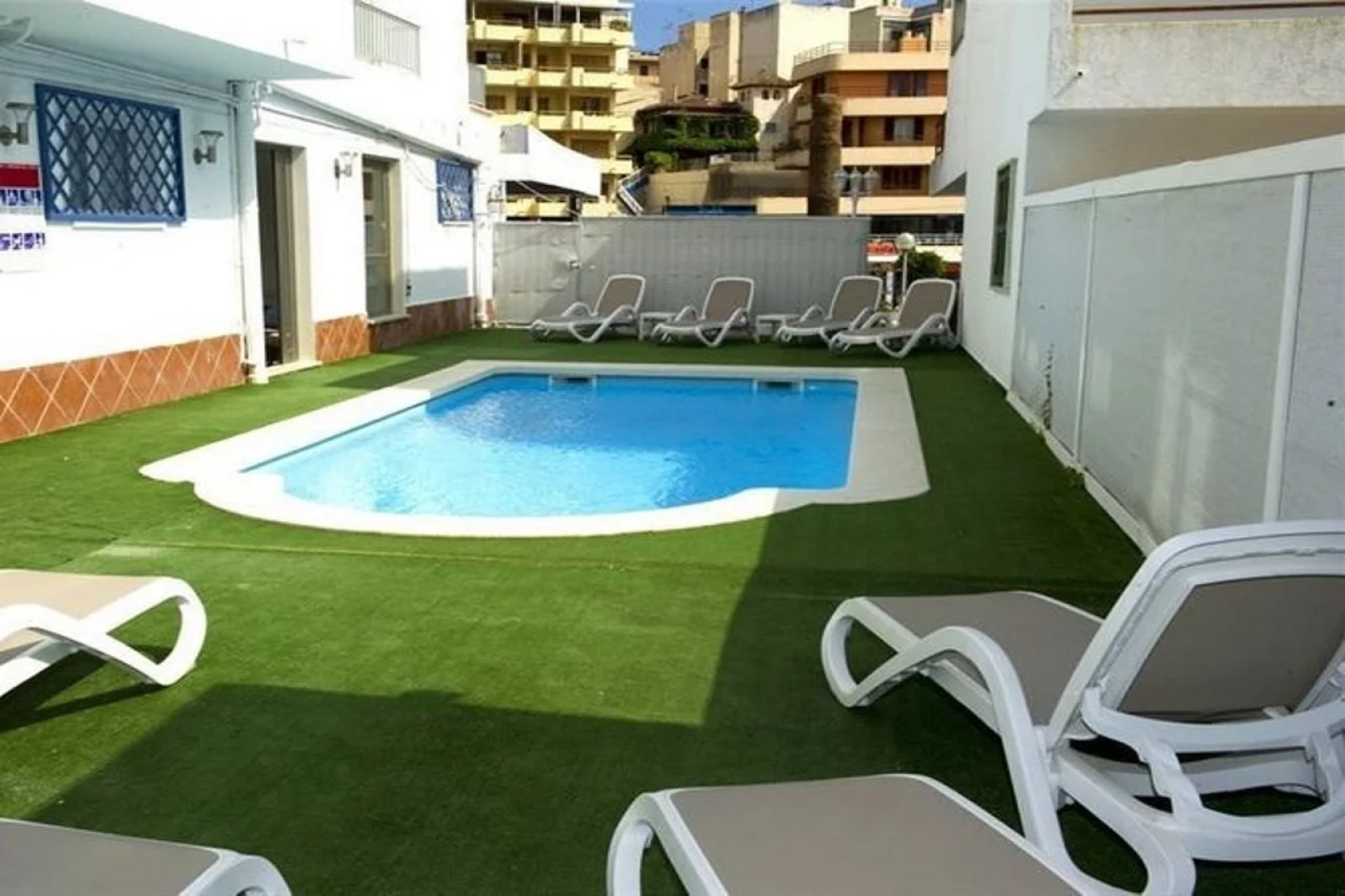 Hotel Es Nautico Suites