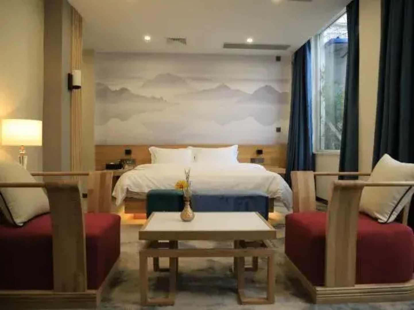 Impression Cloud Gate Hotel