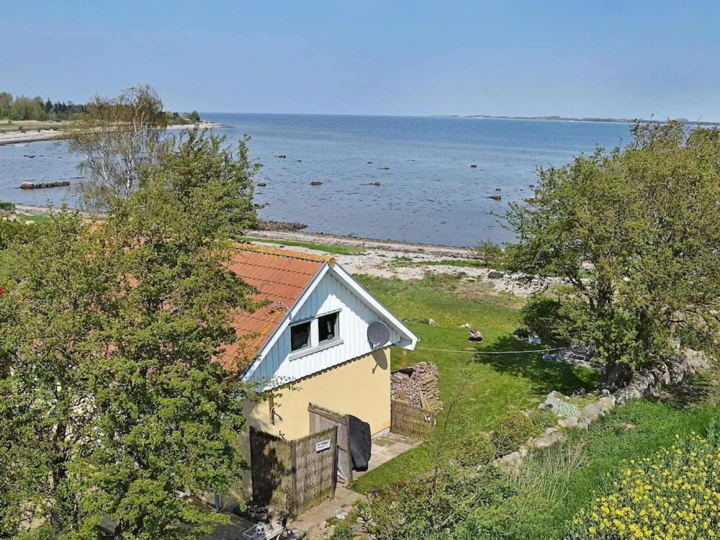 Rustic Holiday Home in Mesinge With Ocean View