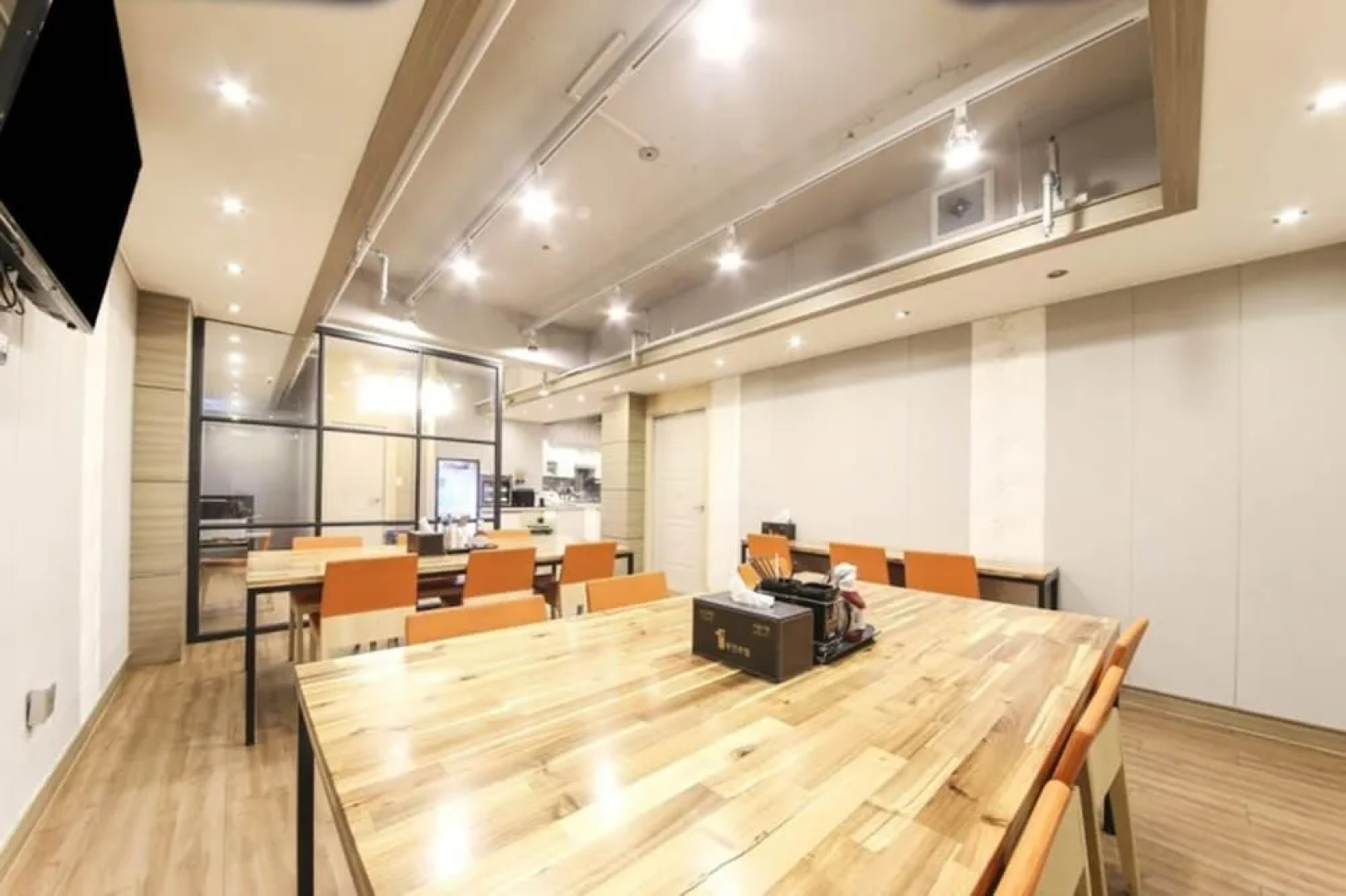 Hanam 1st Business Hotel