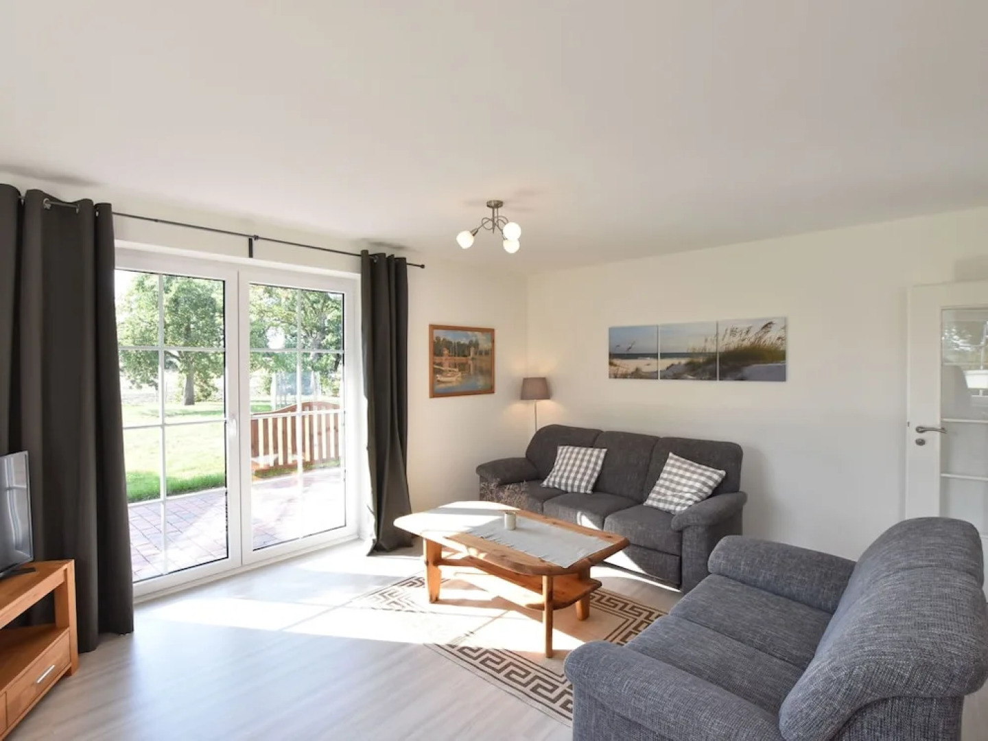 Fewo Ostsee Oldenburg/holstein Garten und Carport