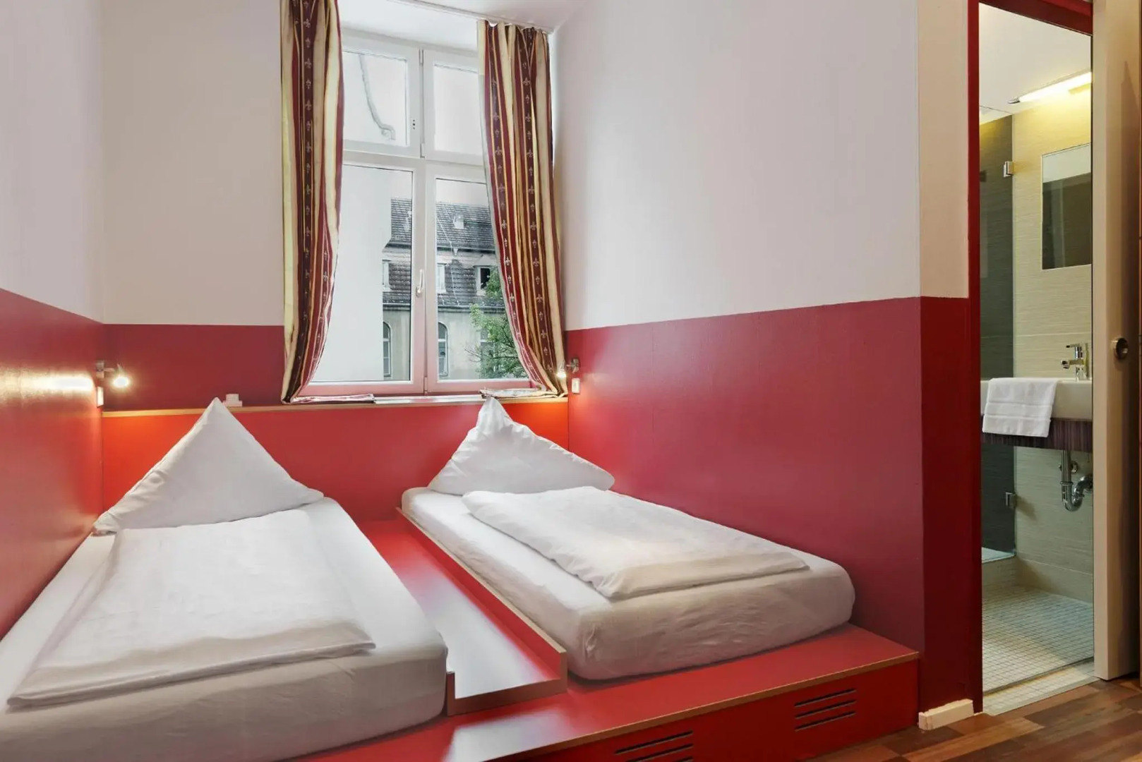Ballhaus Berlin Hostel