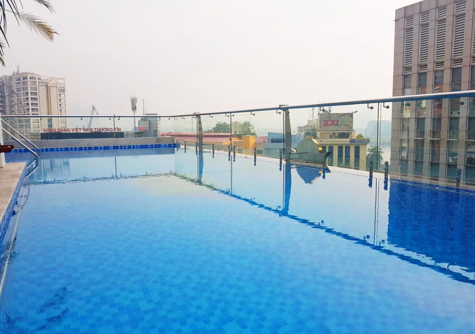 Huong Sen Annex Hotel