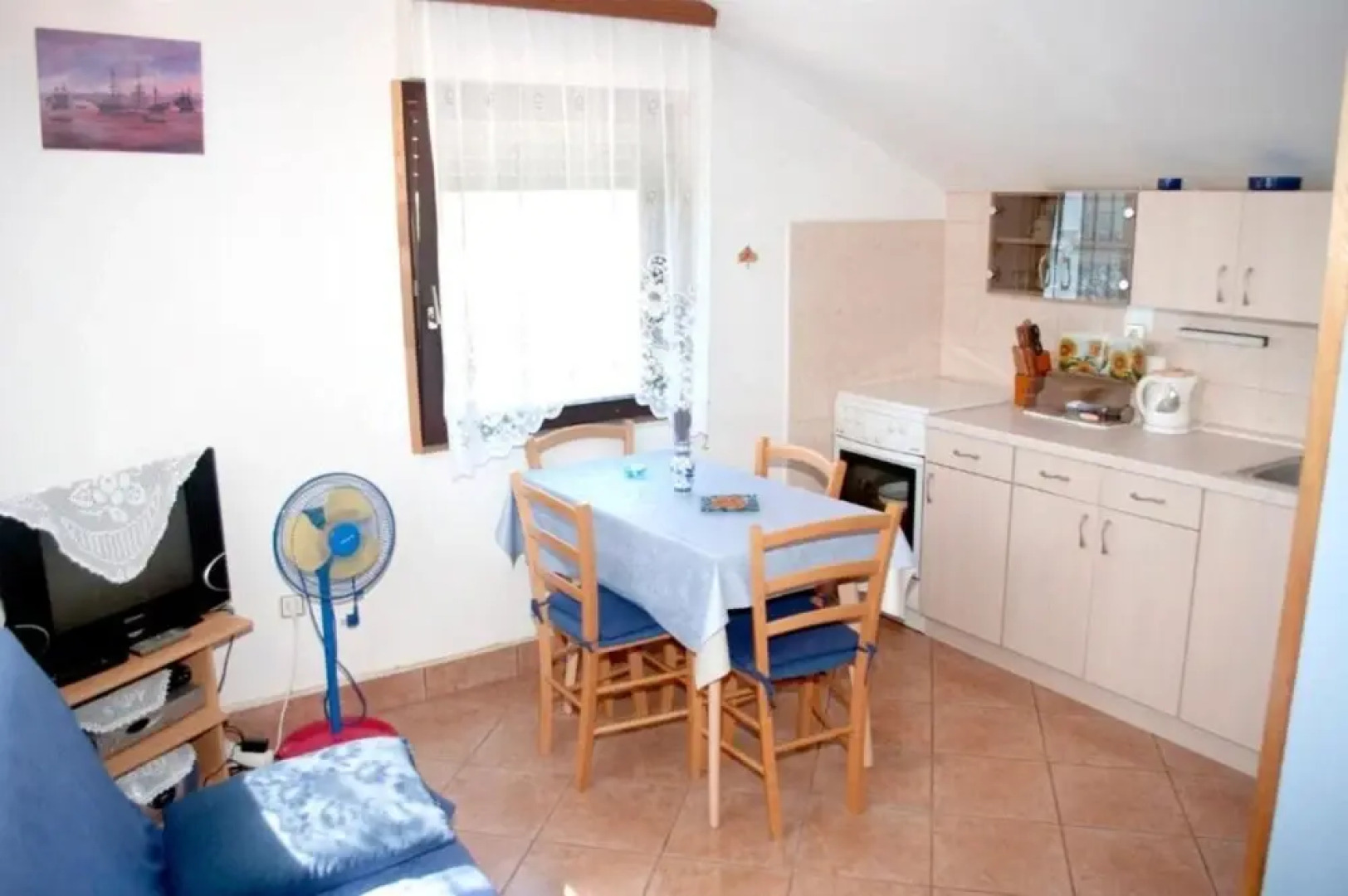 Mirni - 5 m From sea - A1