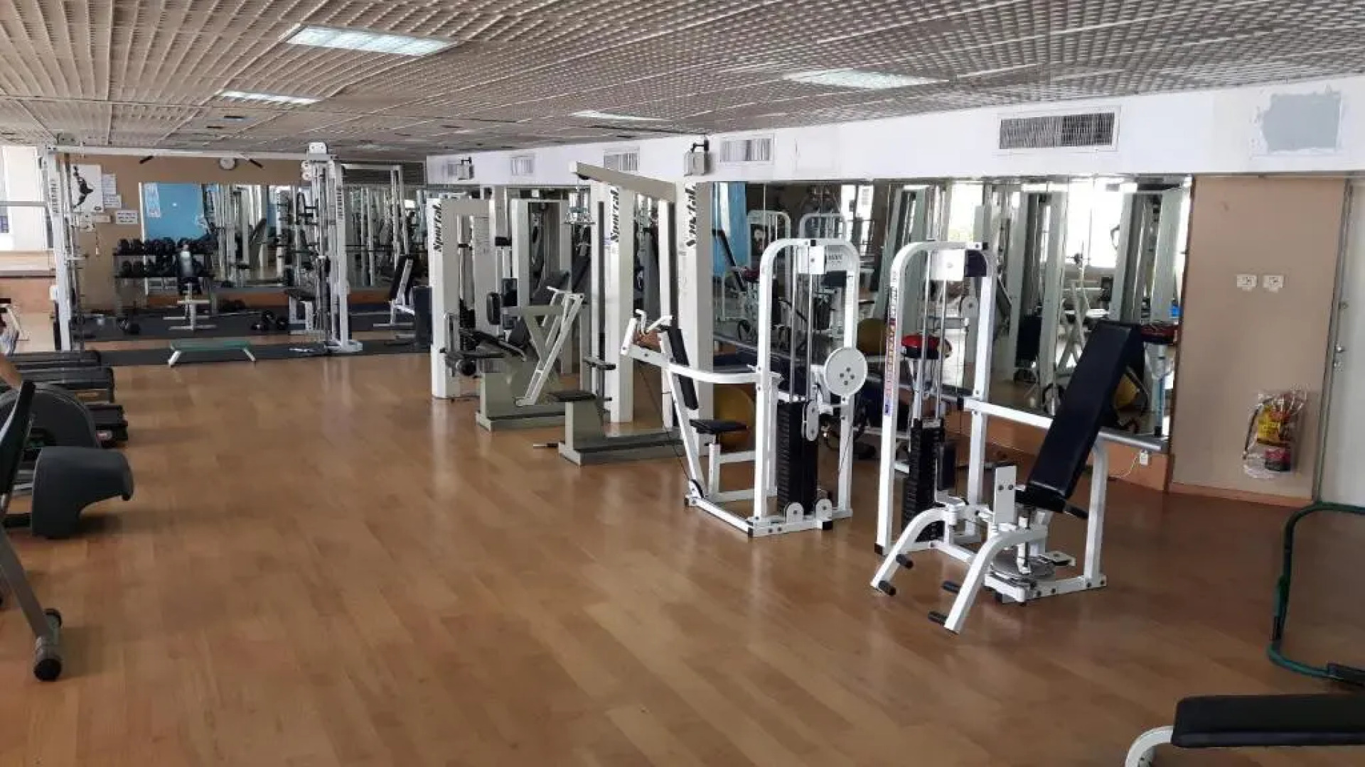 Colony Beach Apartment 705