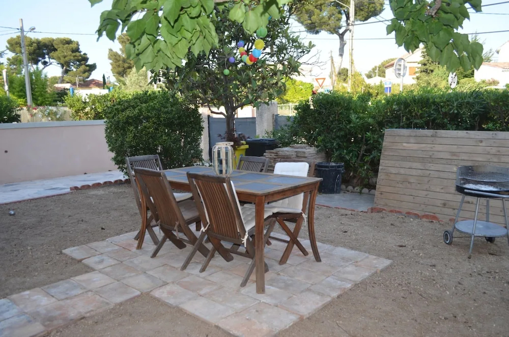 App. 100m2 avec jardin proche plages