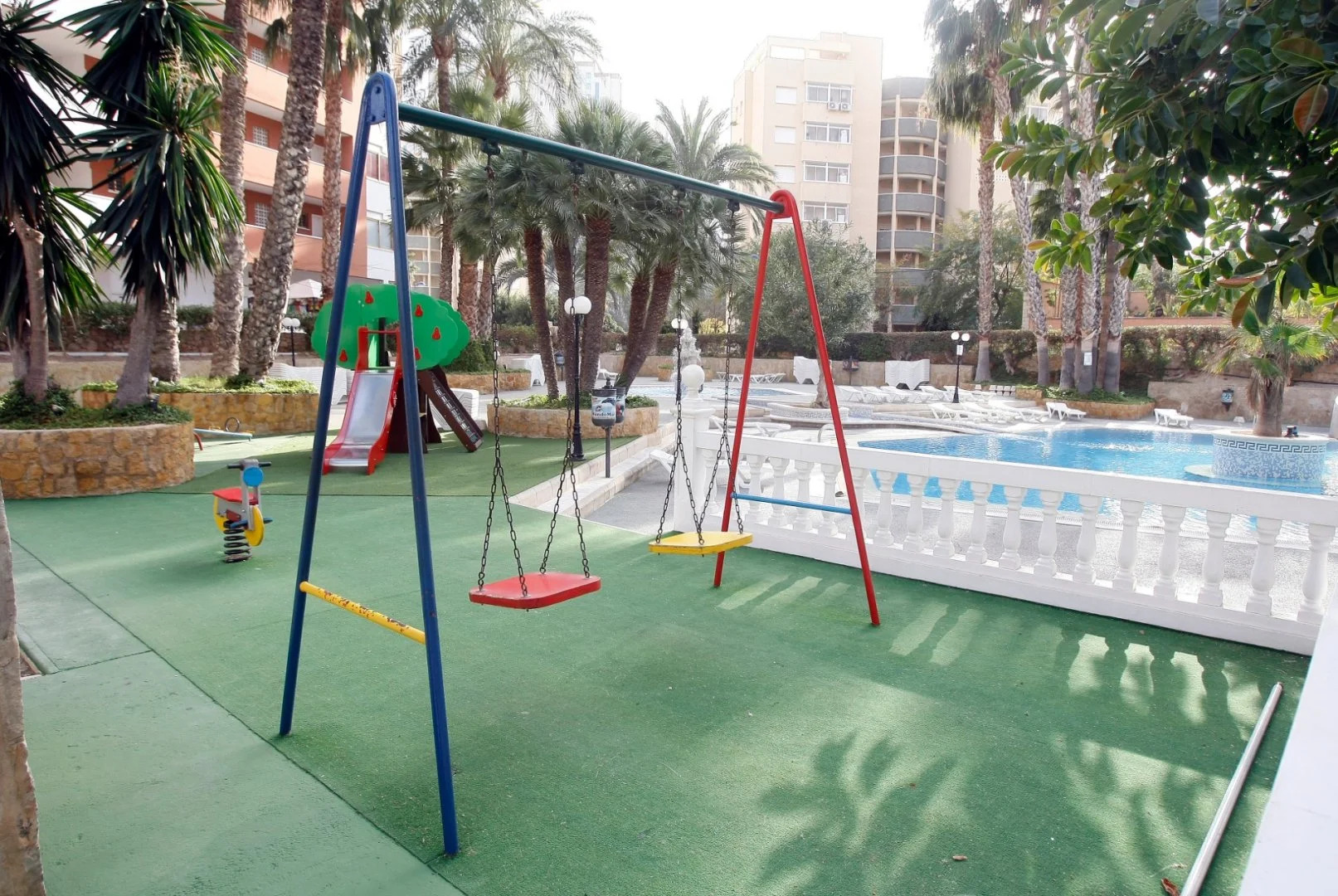 Отель Medsur-Alone