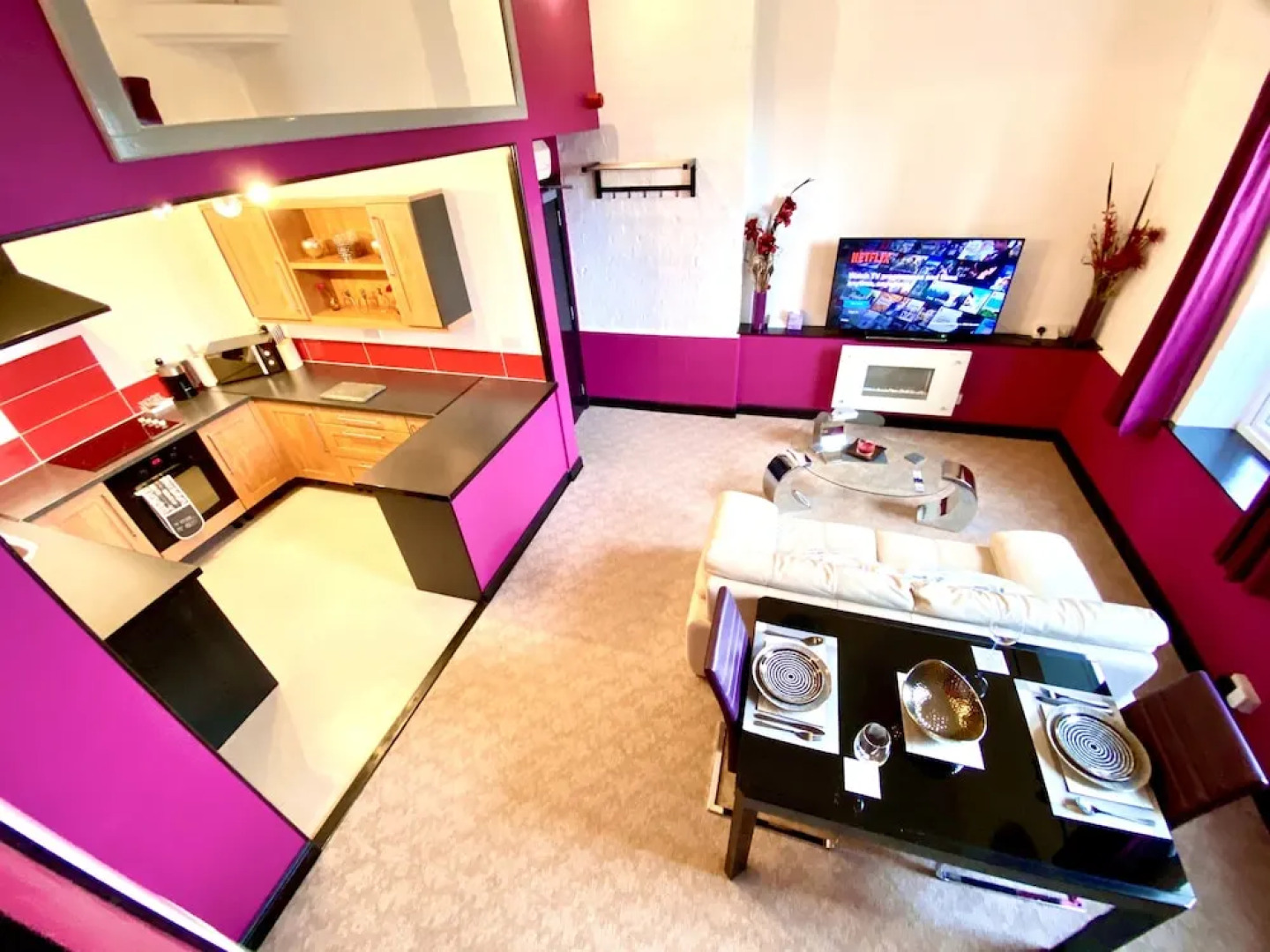 PHOENIX Executive Apartments