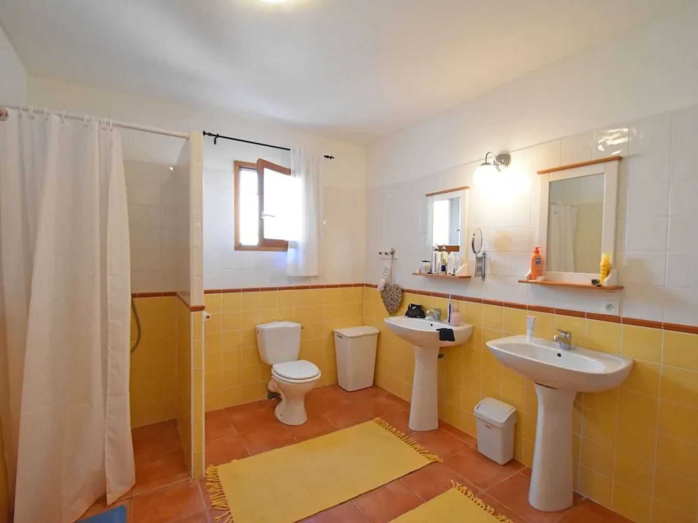 Beautiful Villa With Private Swimming Pool With Terrace and Outdoor Kitchen, View of Gorges