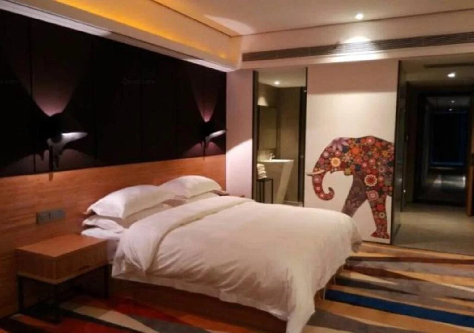 觅你酒店(娄底紫金湾店)