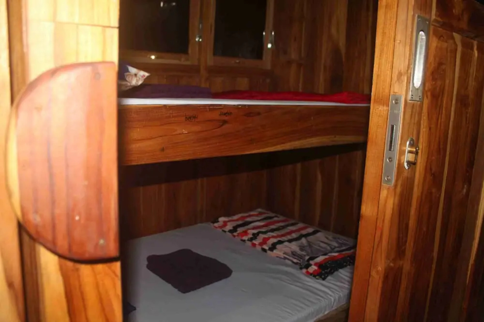 Boat Charter KM.Caroline