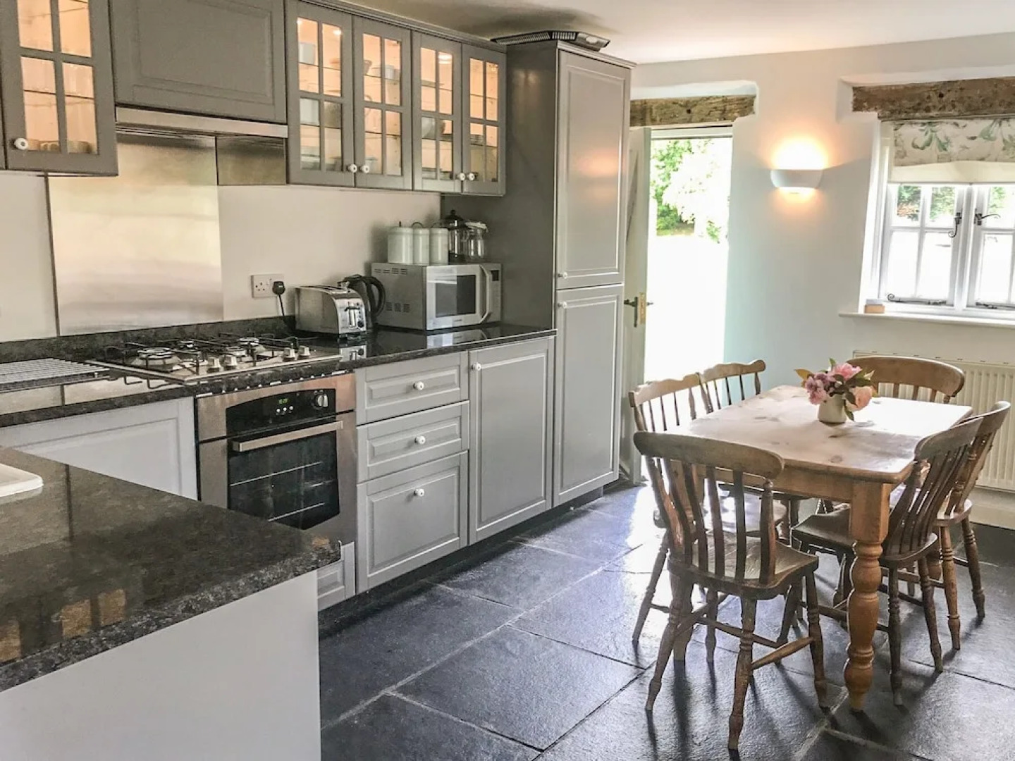 Glan Clwyd Isa - Llyn Clwyd