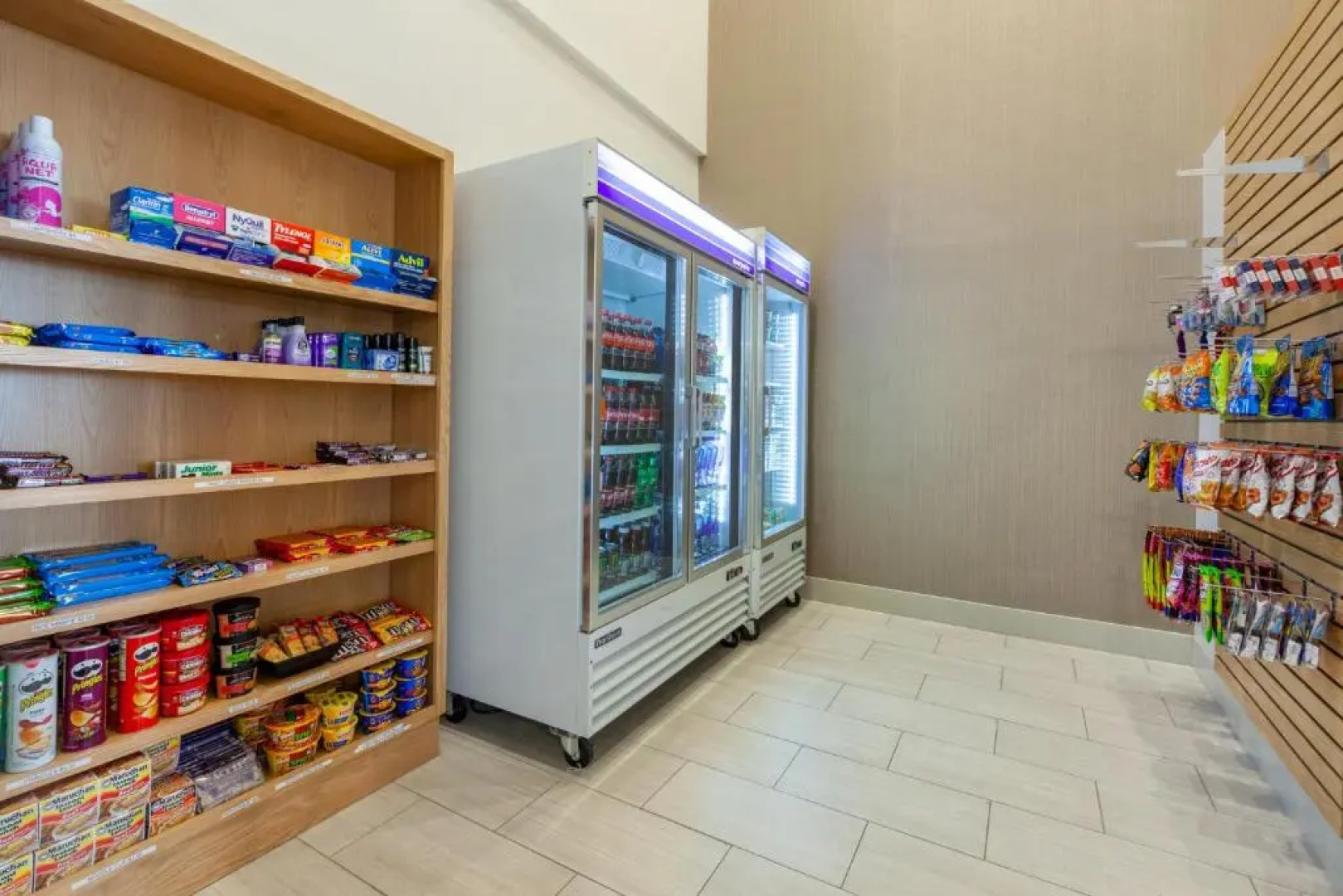 Holiday Inn Express Hotel & Suites Woodhaven by IHG