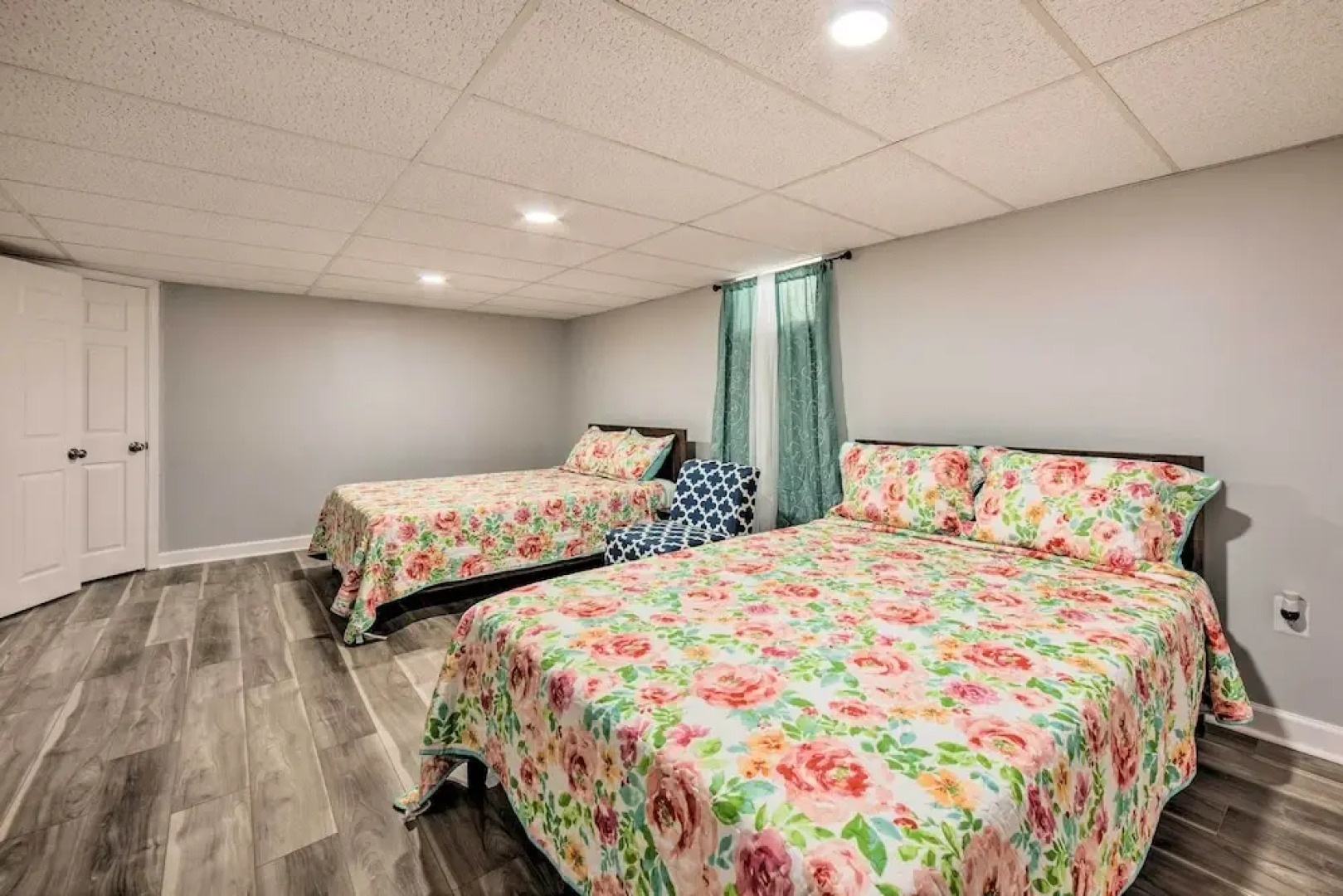 Updated Home w/ Pool Table ~ 4 Mi to Hershey!