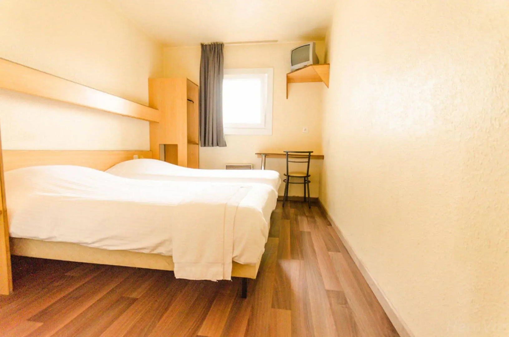 Hotel de la basse sambre