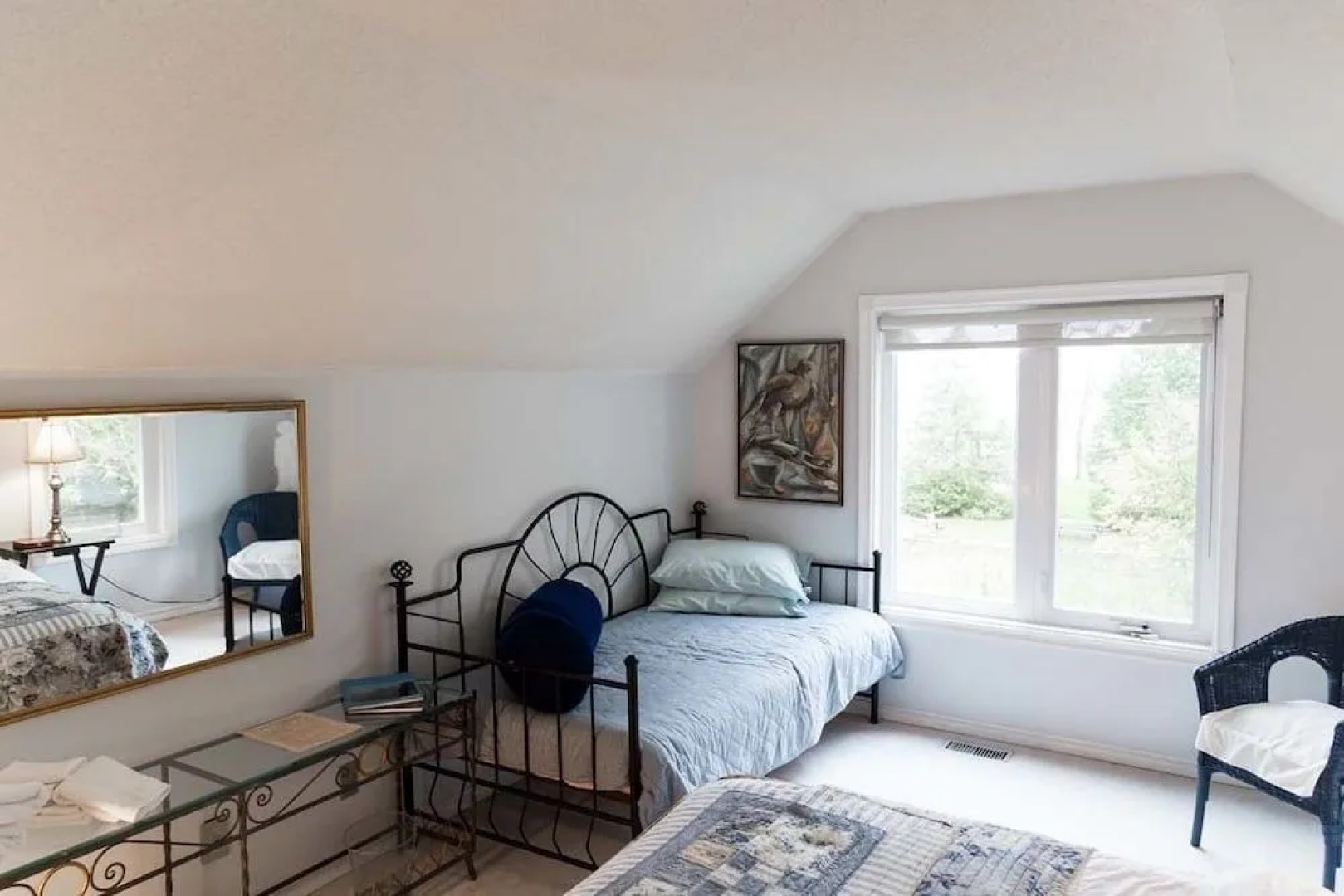 Gypsy by the Lake B & B