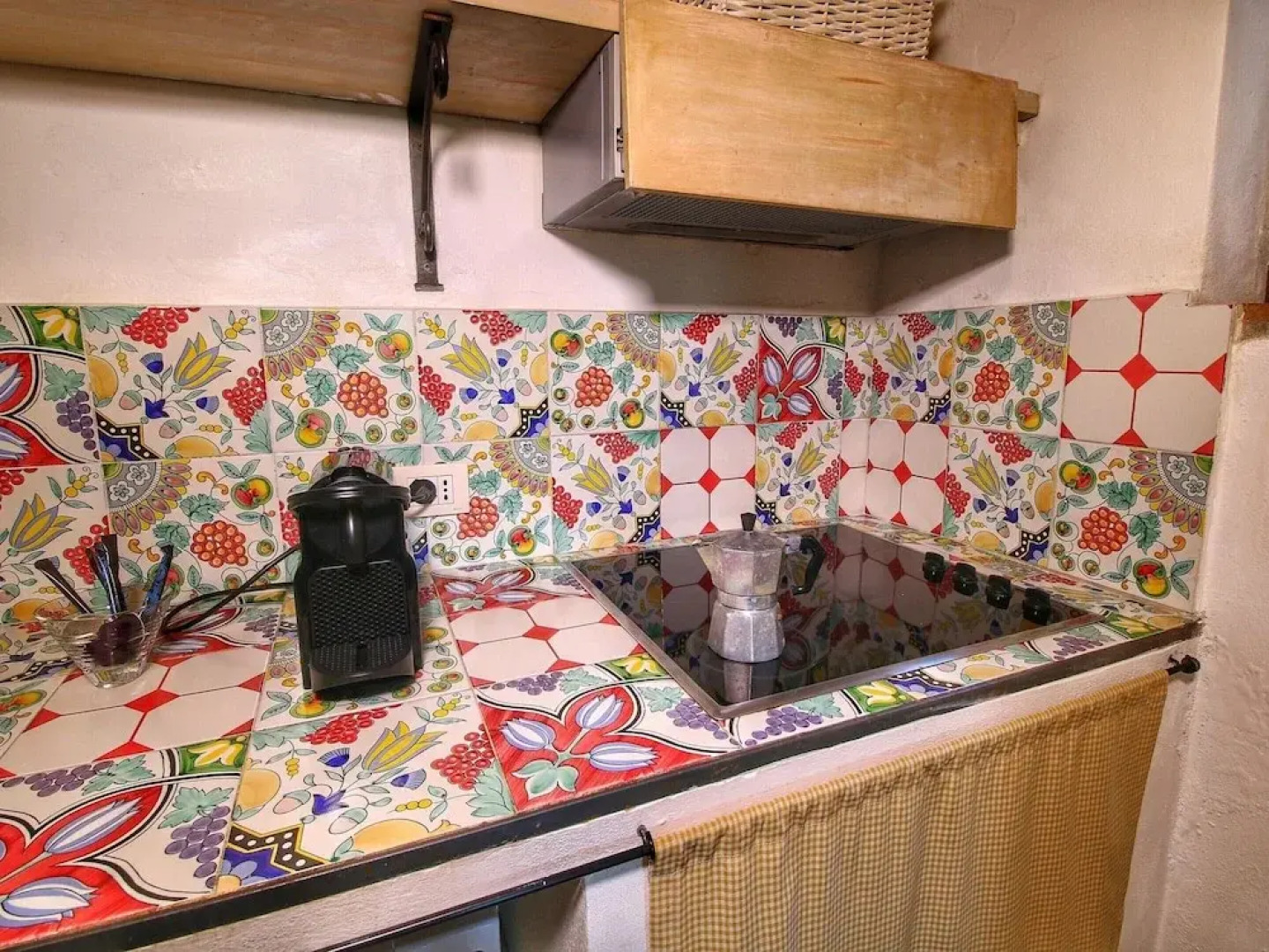 Lush Farmhouse in Umbertide With Pool