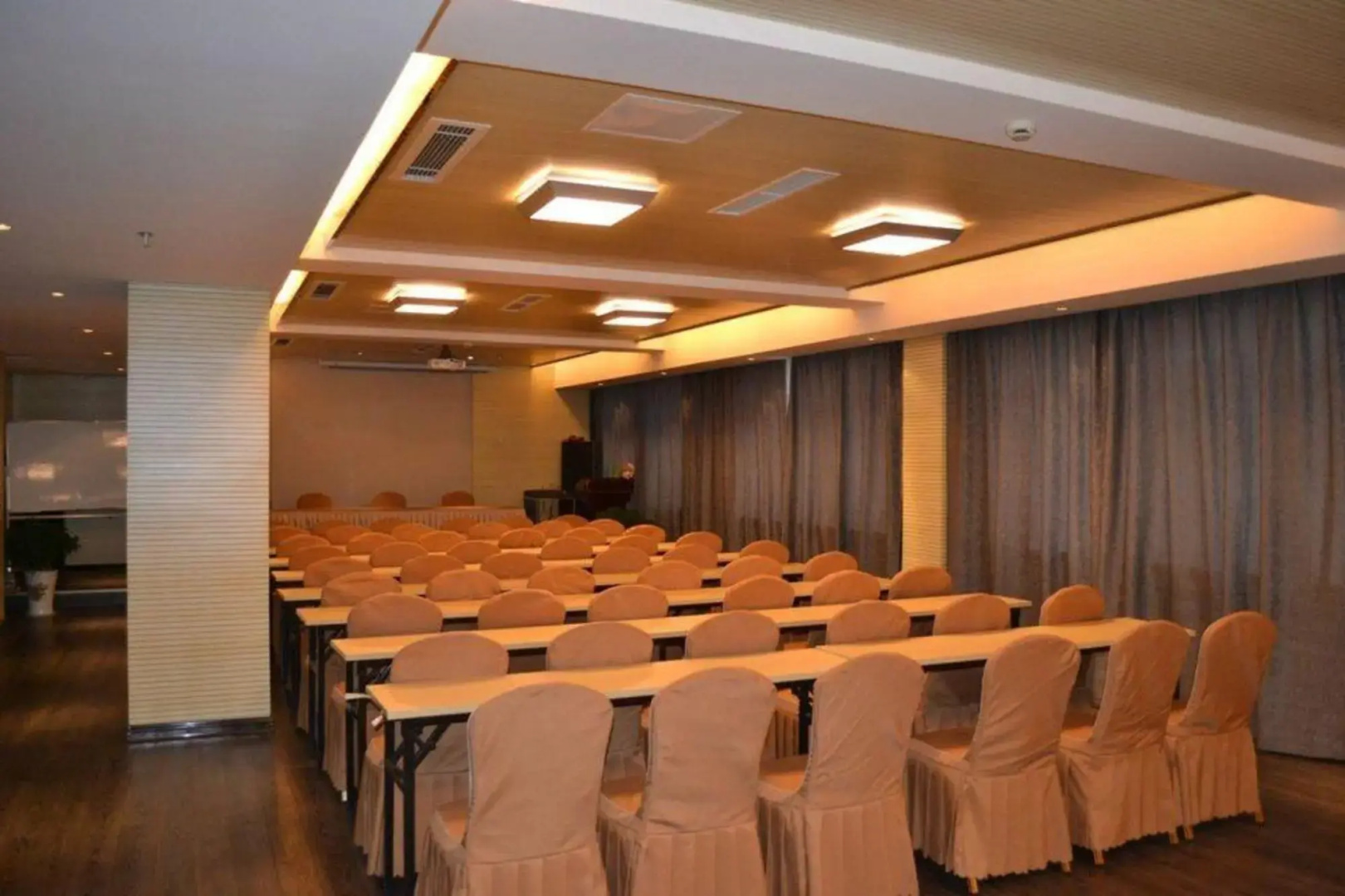 Coco Holiday Hotel