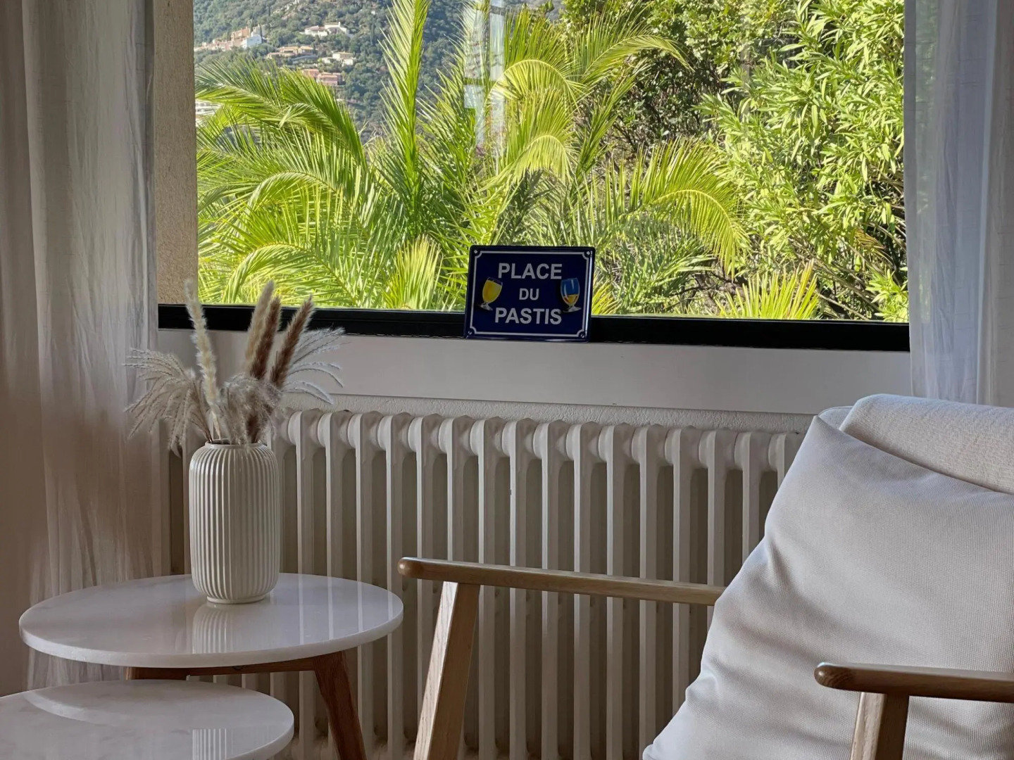 Villa in Cavalaire With Sea View & Pool