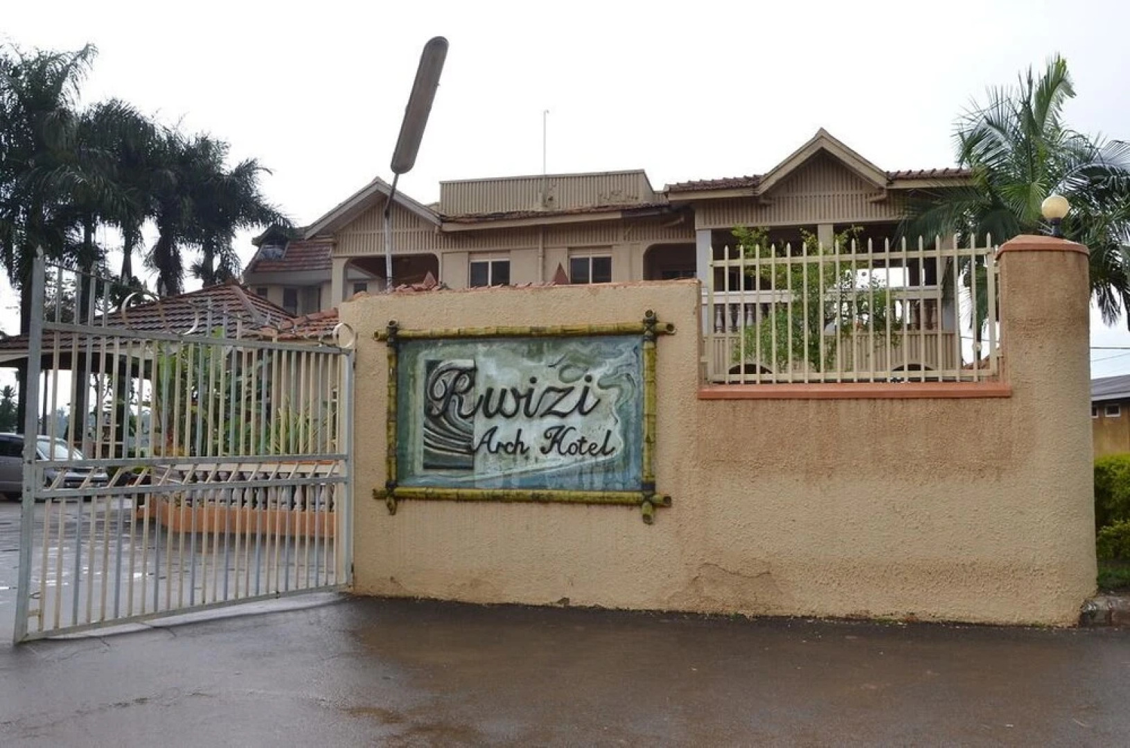 Rwizi Arch Hotel Mbarara