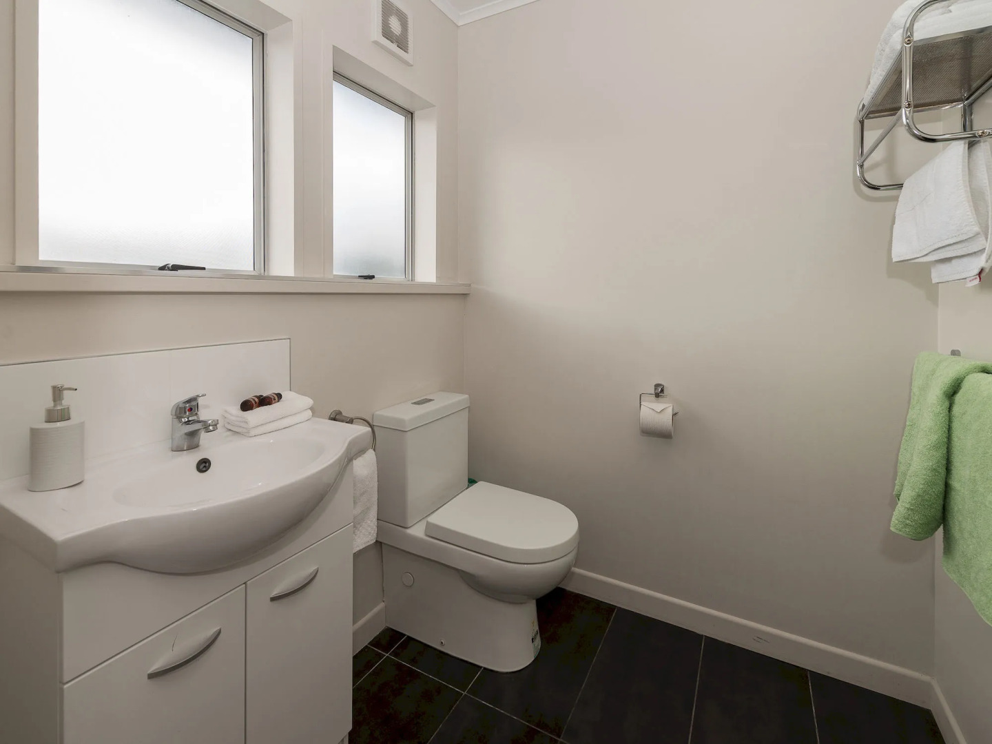 Red Rock Thermal Motel