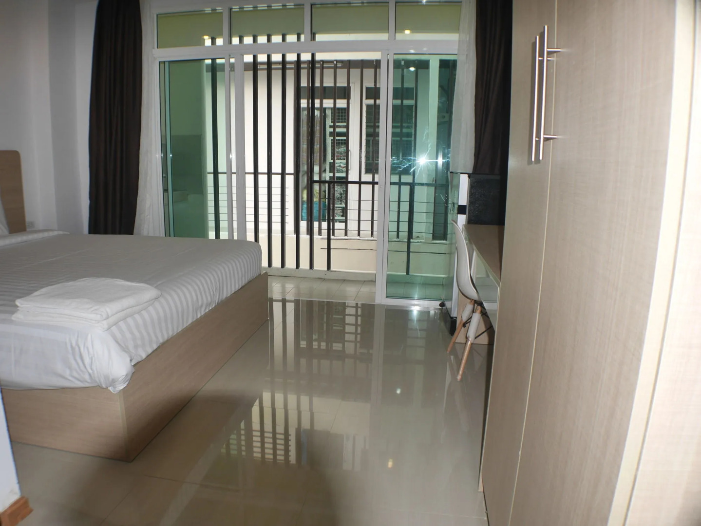 Darisa Apartment Service