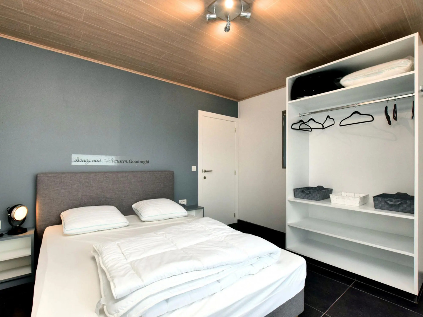 Pleasant Holiday Home in Somme-Leuze with Sauna and Terrace