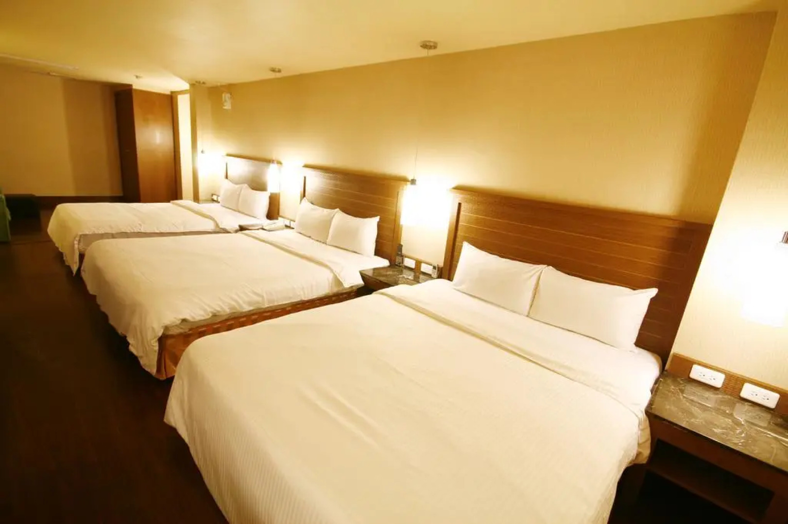 Kindness Hotel Yuanlin