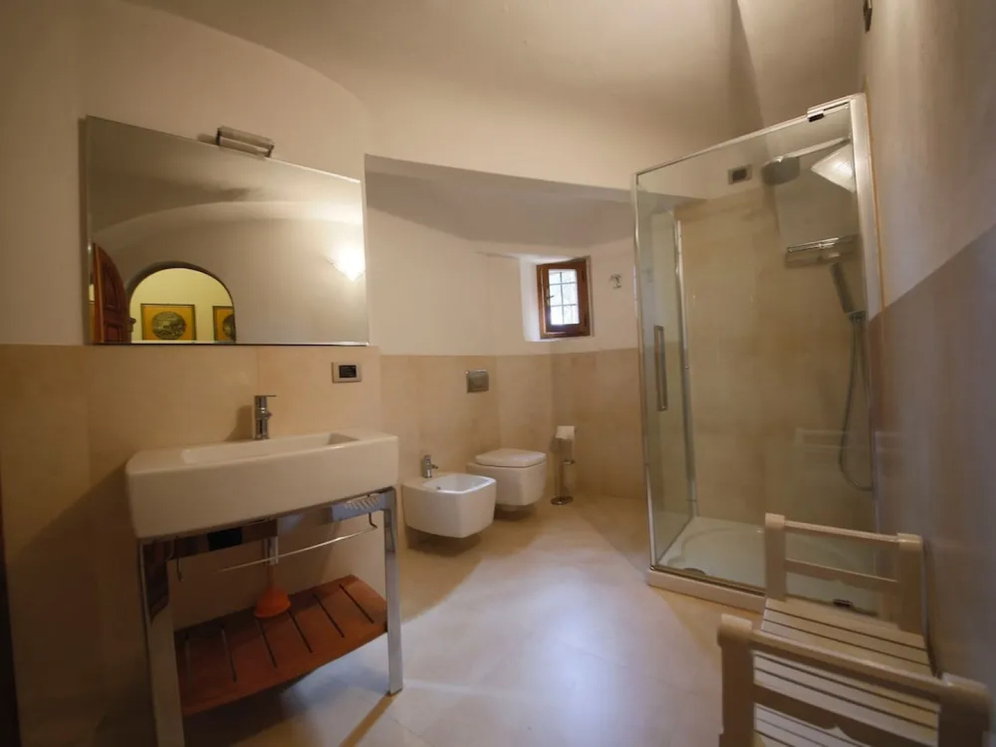 Charming Villa in Tuscany With Swimming Pool