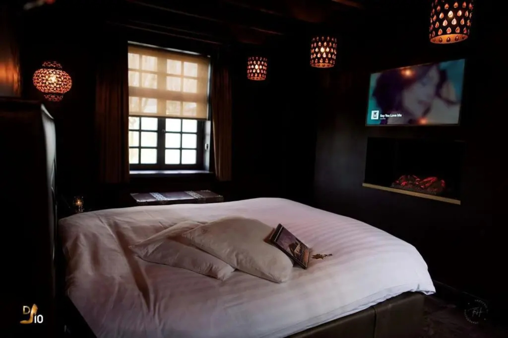 Love Hotel Domaine 10