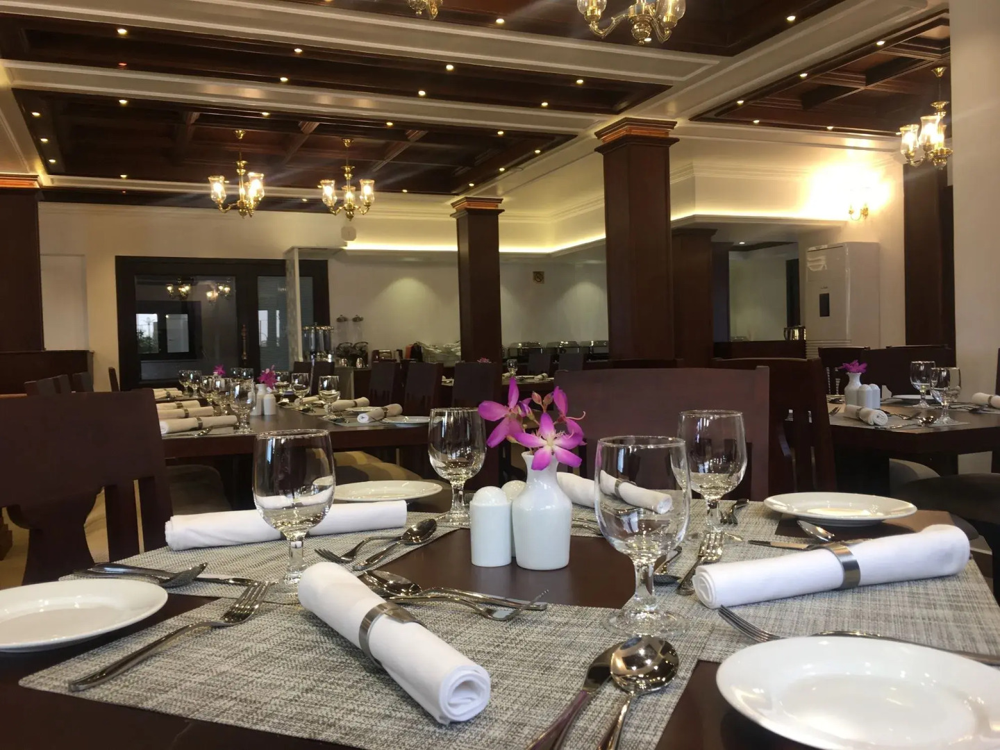 Nihara Resort And Spa