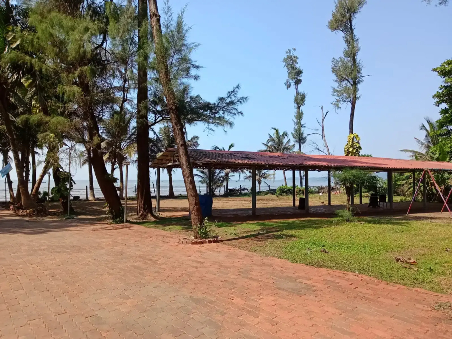 Golden Swan Beach Resort