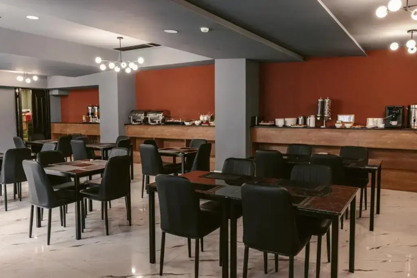 Отель Splendid Tbilisi