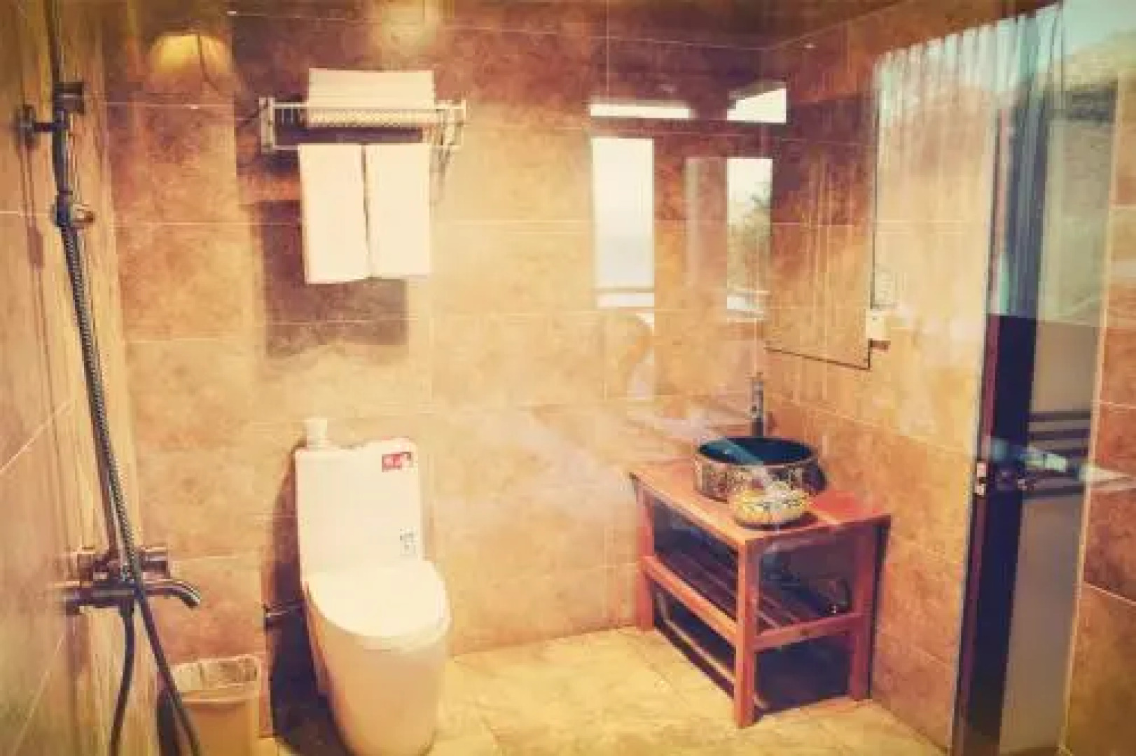 Sunshine Holiday Inn