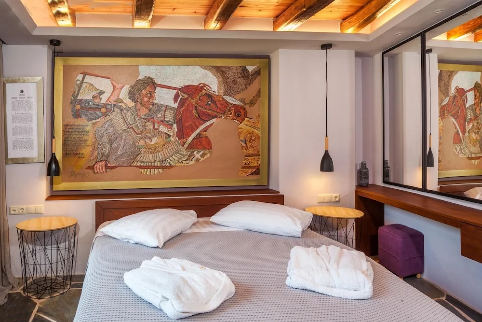 Barbarella Deluxe Maisonette