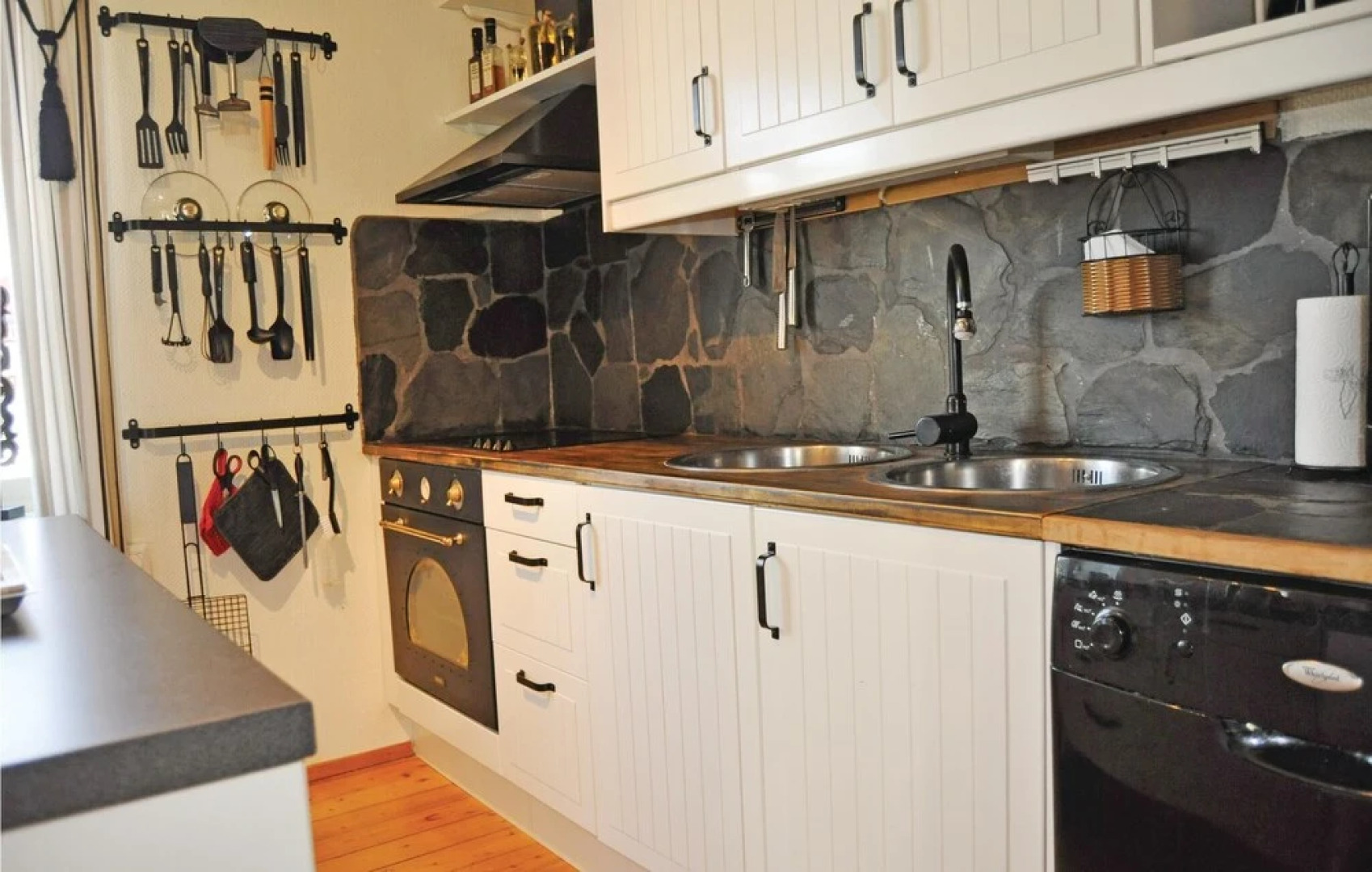 Nice Home in Mellerud With 2 Bedrooms