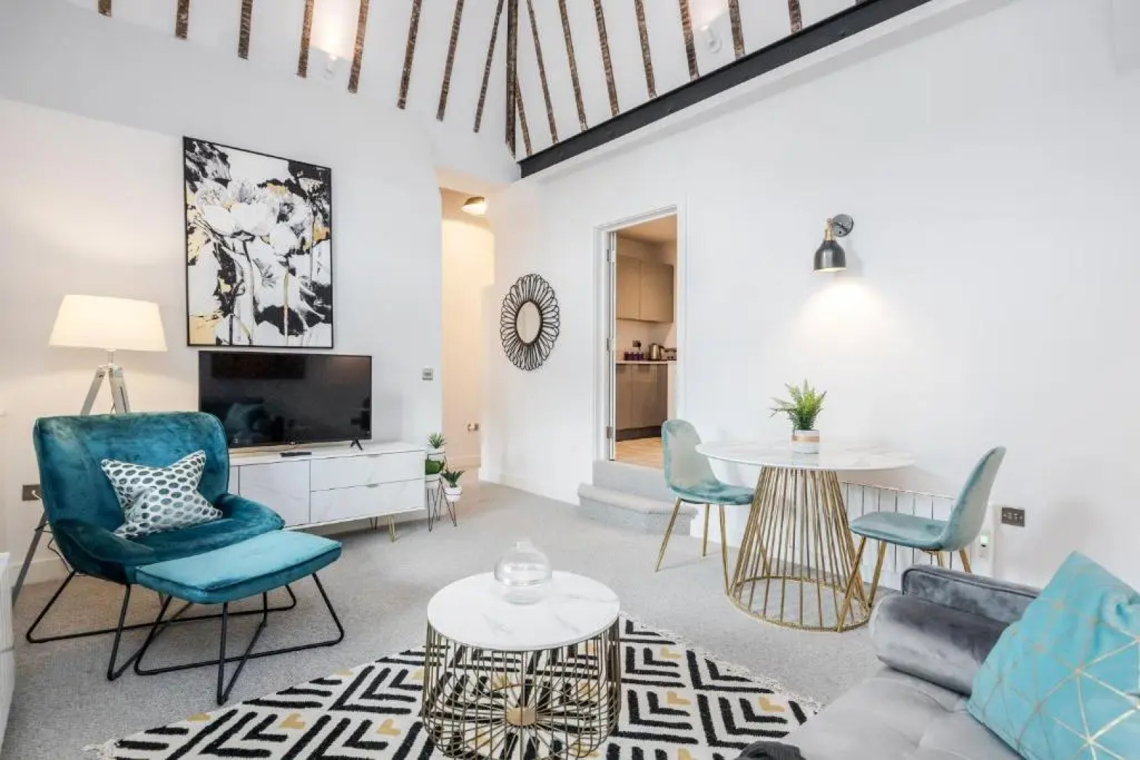 Stansted Airport Luxury Apartment Bishops Stortford Millars One Loft 3