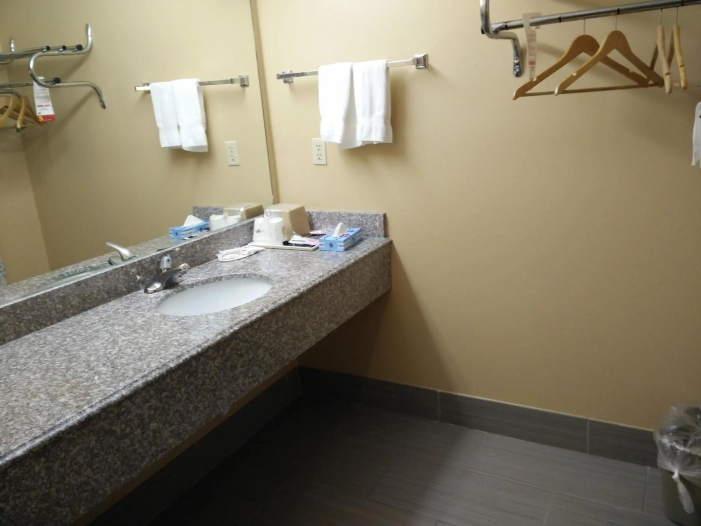 Platinum Inn & Suites Willowbrook Houston