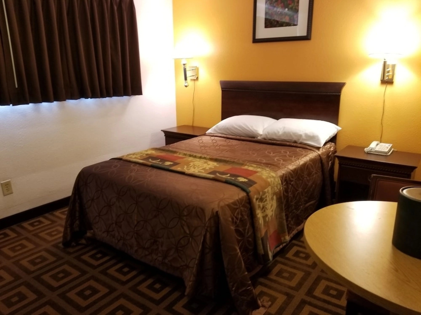 SeaTac Crest Motor Inn