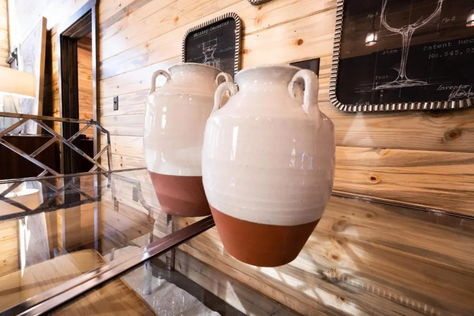 Vacana Offline Cabin, Covered Back Deck, HotTub, FirePit, Pet Friendly