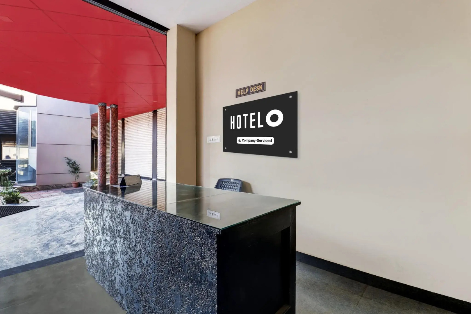 West Gate Inn & Suites By OYO Rooms