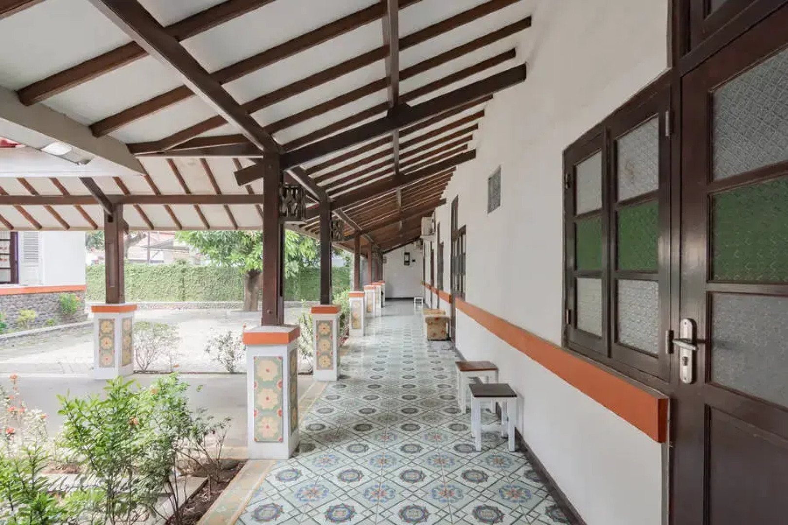 RedDoorz Syariah @ Kolonial Guest House