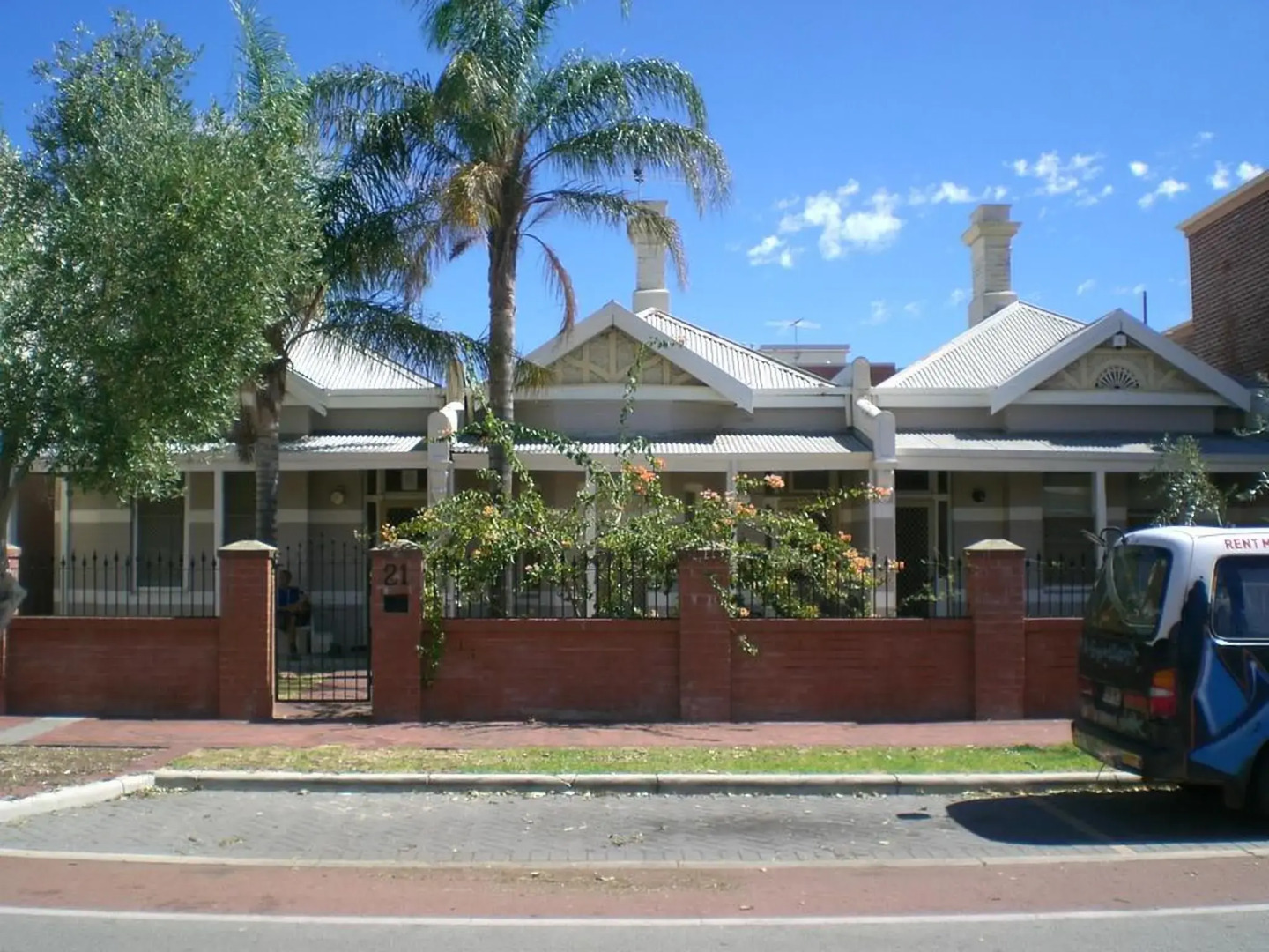 myOZexp Palmerston Lodge