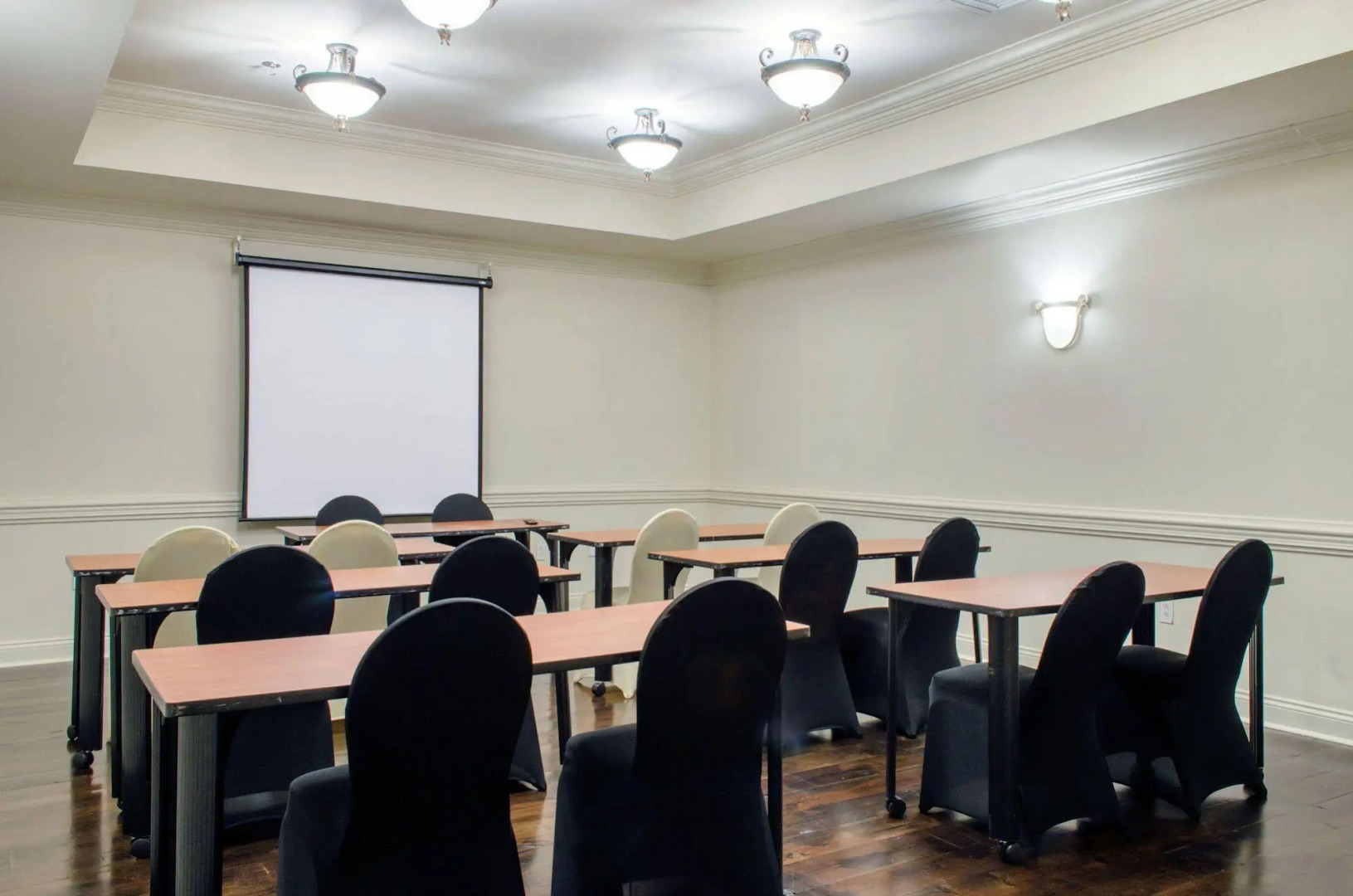 Spark by Hilton Lafayette South