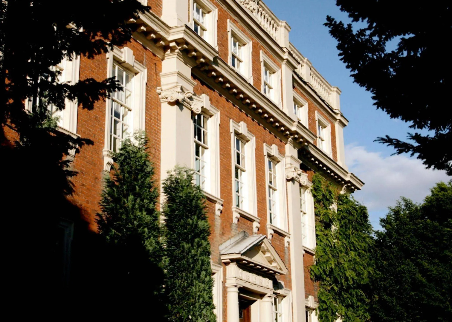 Swinfen Hall Hotel