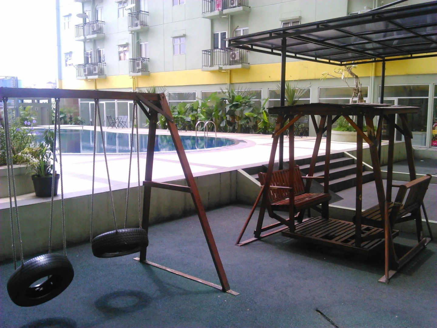 Apartemen The Suites Metro Yudis