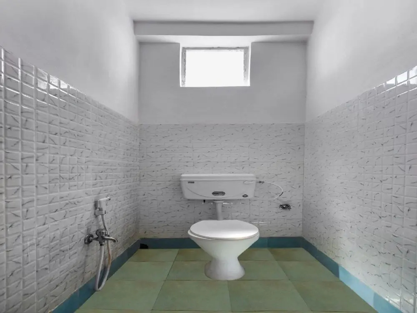 Sharav Chandra's Hotel by OYO Rooms