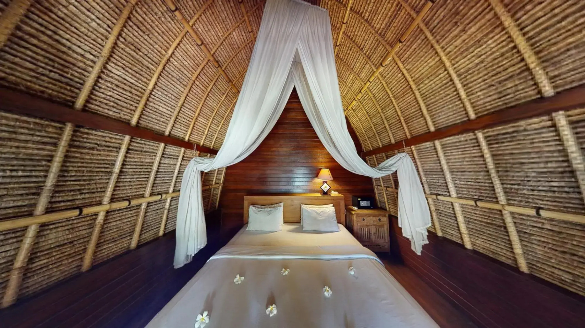 Sukanusa Luxury Huts