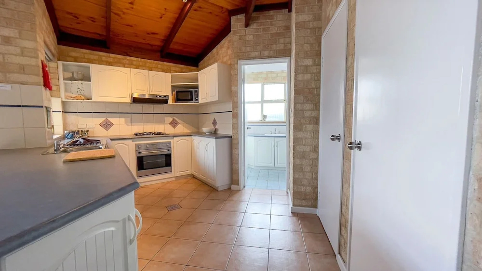 Esperance Foreshore Apartments